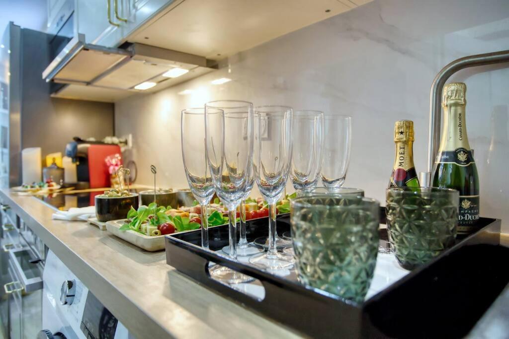 Le Nid Parisien Triplex Cosy Et Chaleureux Apartment Bagian luar foto