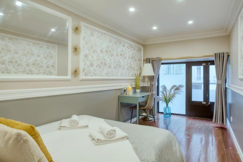 Le Nid Parisien Triplex Cosy Et Chaleureux Apartment Bagian luar foto