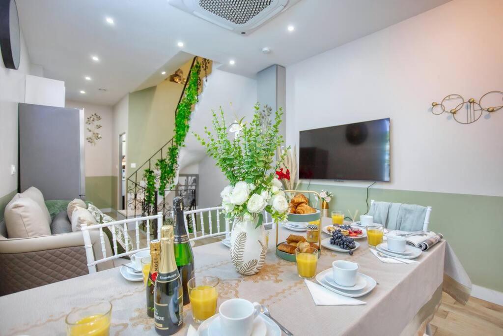 Le Nid Parisien Triplex Cosy Et Chaleureux Apartment Bagian luar foto