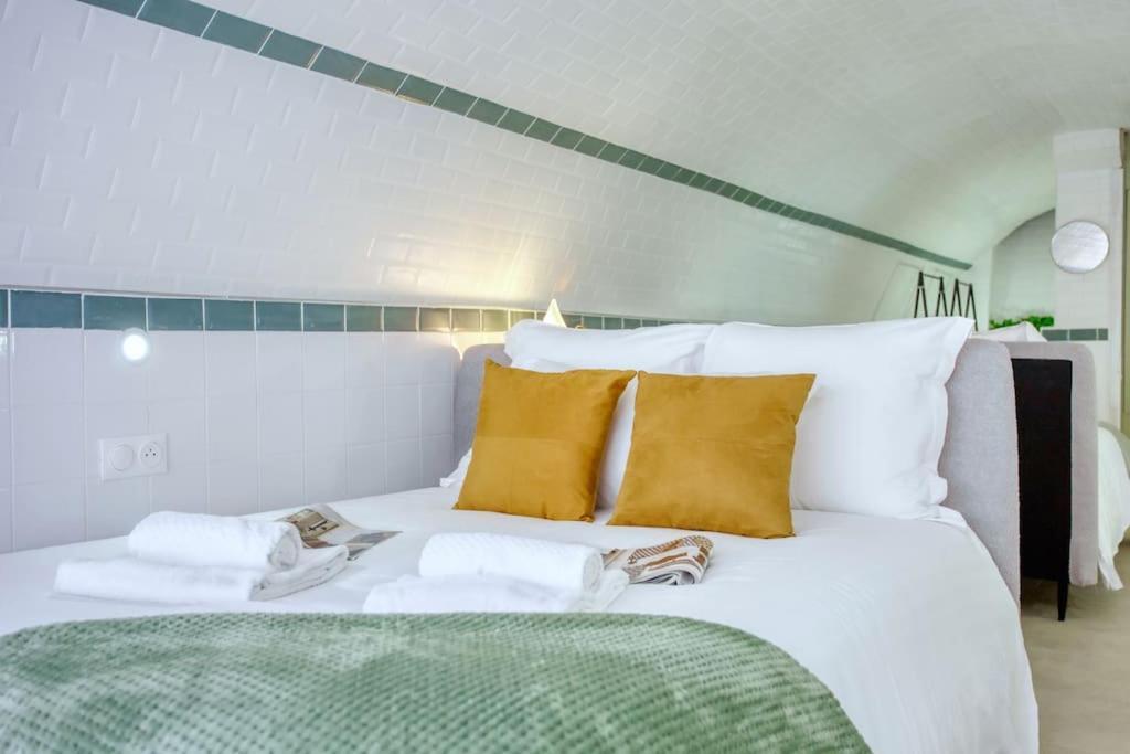 Le Nid Parisien Triplex Cosy Et Chaleureux Apartment Bagian luar foto