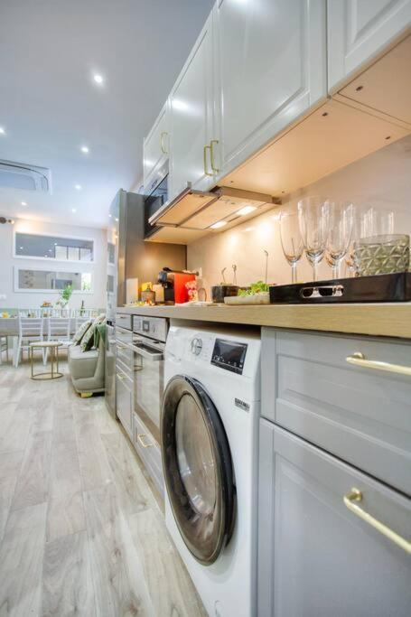Le Nid Parisien Triplex Cosy Et Chaleureux Apartment Bagian luar foto